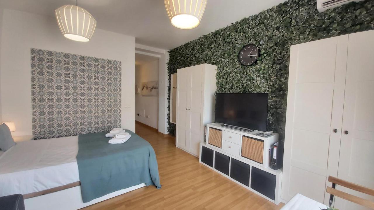 Del Parque Flats Atico Capuchinos Apartment มาลากา ภายนอก รูปภาพ