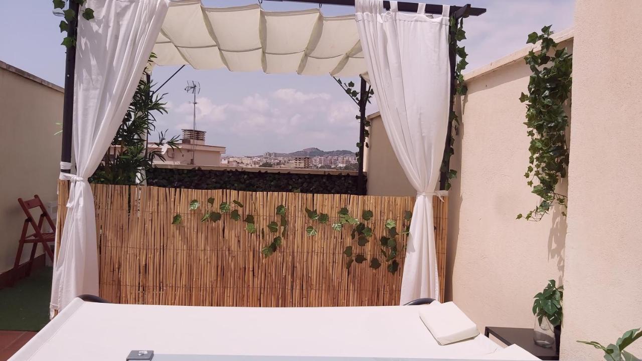 Del Parque Flats Atico Capuchinos Apartment มาลากา ภายนอก รูปภาพ