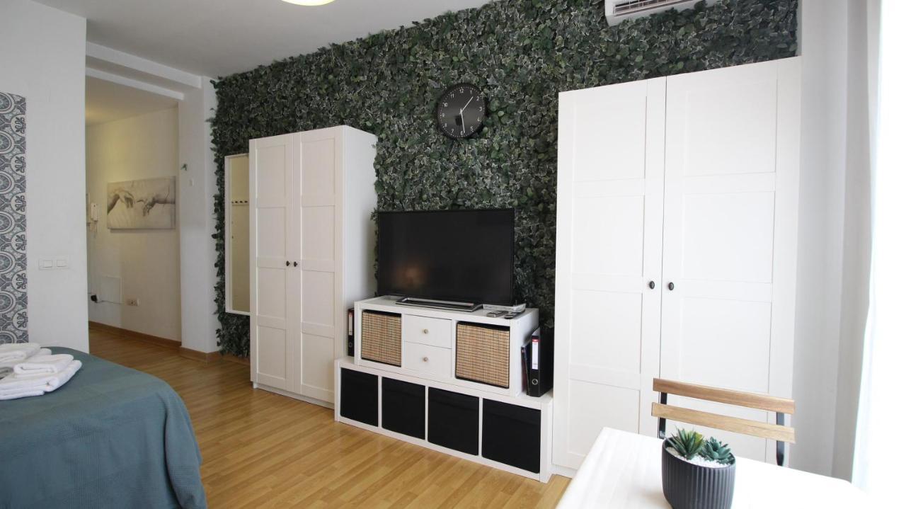 Del Parque Flats Atico Capuchinos Apartment มาลากา ภายนอก รูปภาพ